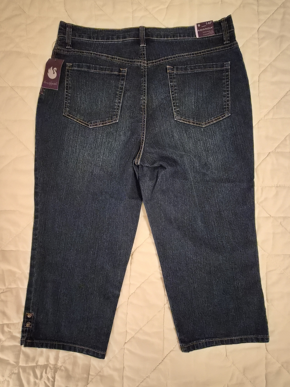 Gloria Vanderbilt Amanda Capris- Size 14 P - Picture 2 of 11